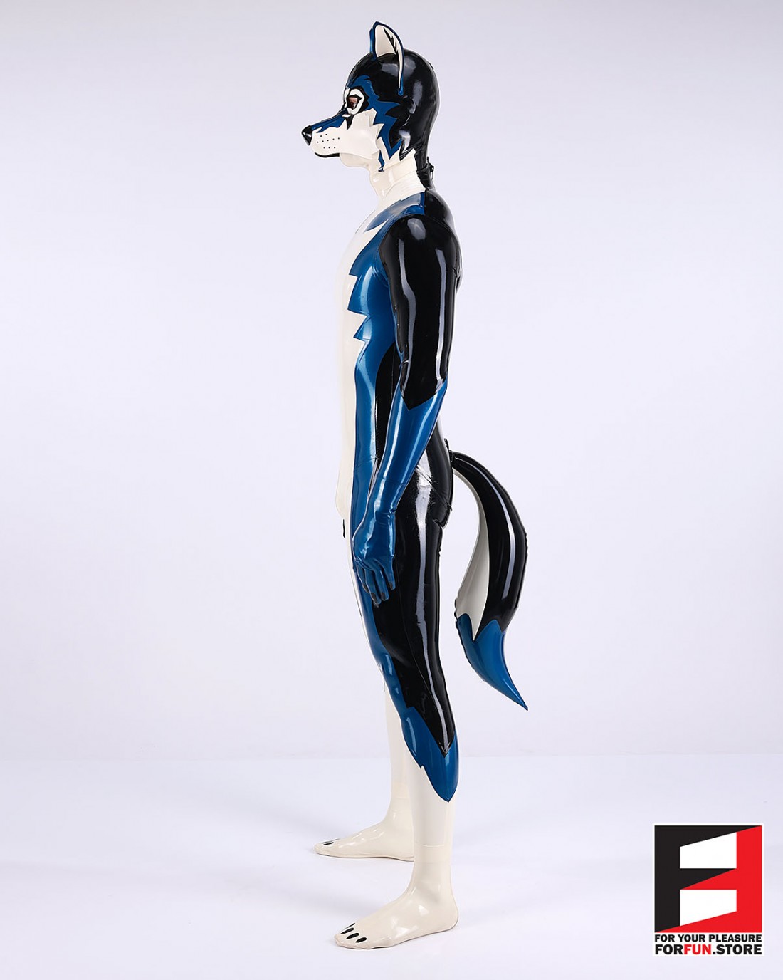 LATEX WOLF PETSUIT FOR YOUR PLEASURE FORFUN