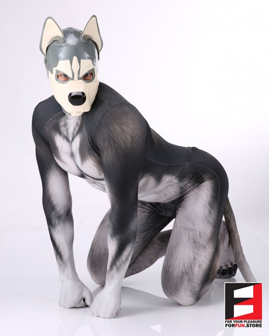 LATEX HUSKY MASK WITH MAGNETIC MA-DM03