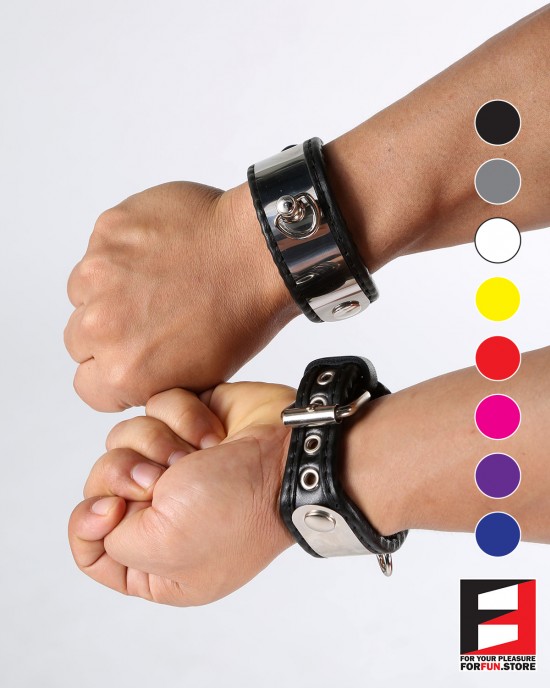 LEATHER WITH STAINLESS STEEL WRIST RESTRAINTS WR004 LEATHER WITH STAINLESS STEEL WRIST RESTRAINTS WR004