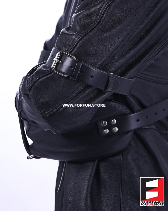 DELUXE LEATHER STRAITJACKET SJ001